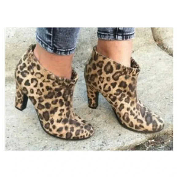 Sam & Libby "Selena" Cheetah print bootie Size 9 - Picture 1 of 9